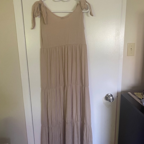 Boohoo dress size NWT - Picture 3 of 3